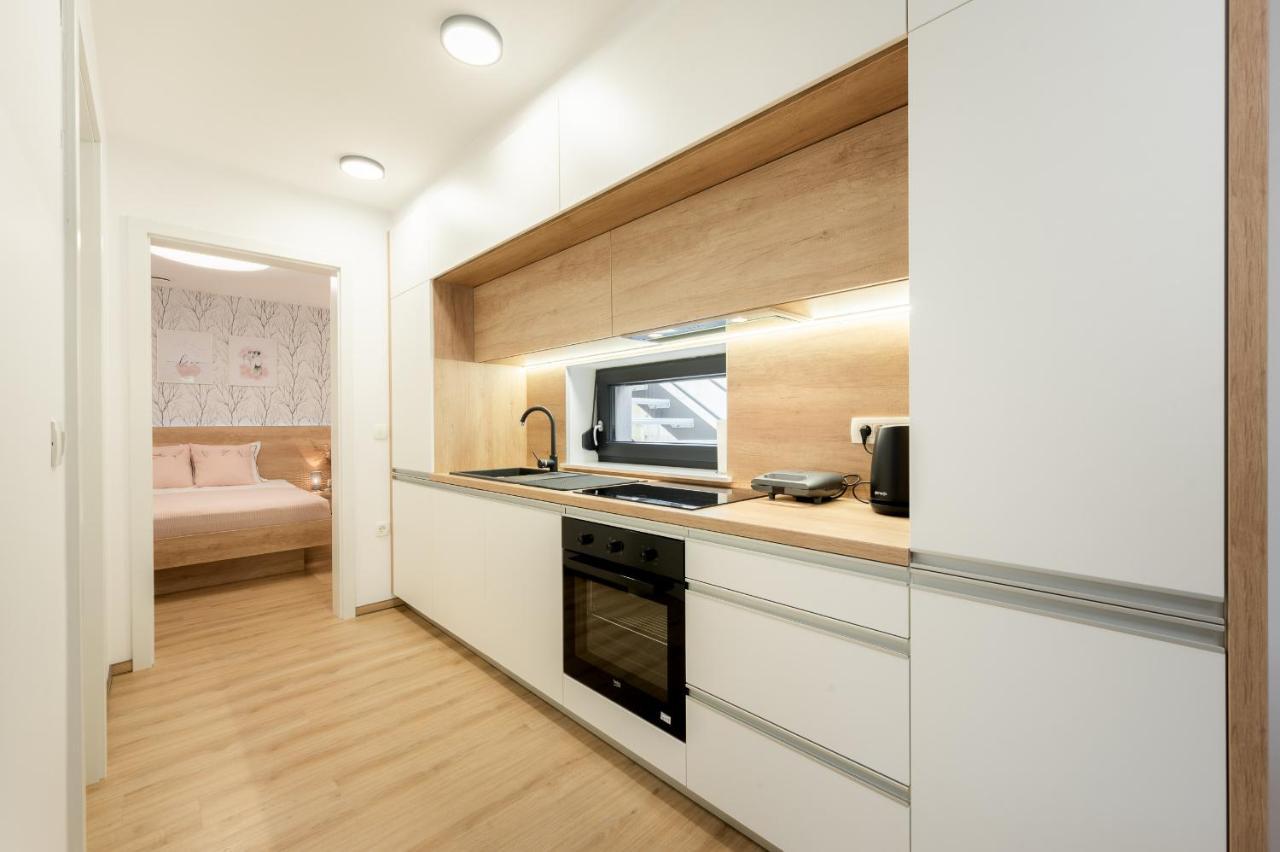 Apartments Gros Radece Екстер'єр фото