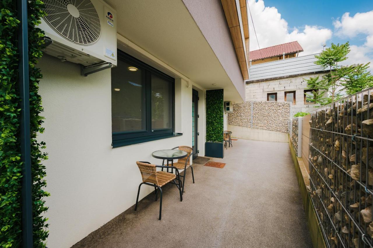 Apartments Gros Radece Екстер'єр фото