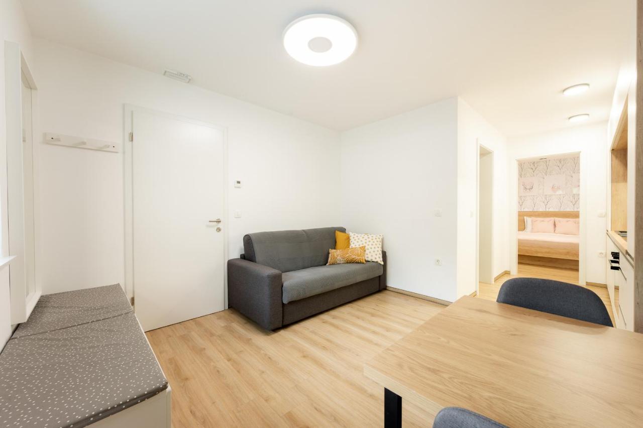 Apartments Gros Radece Екстер'єр фото