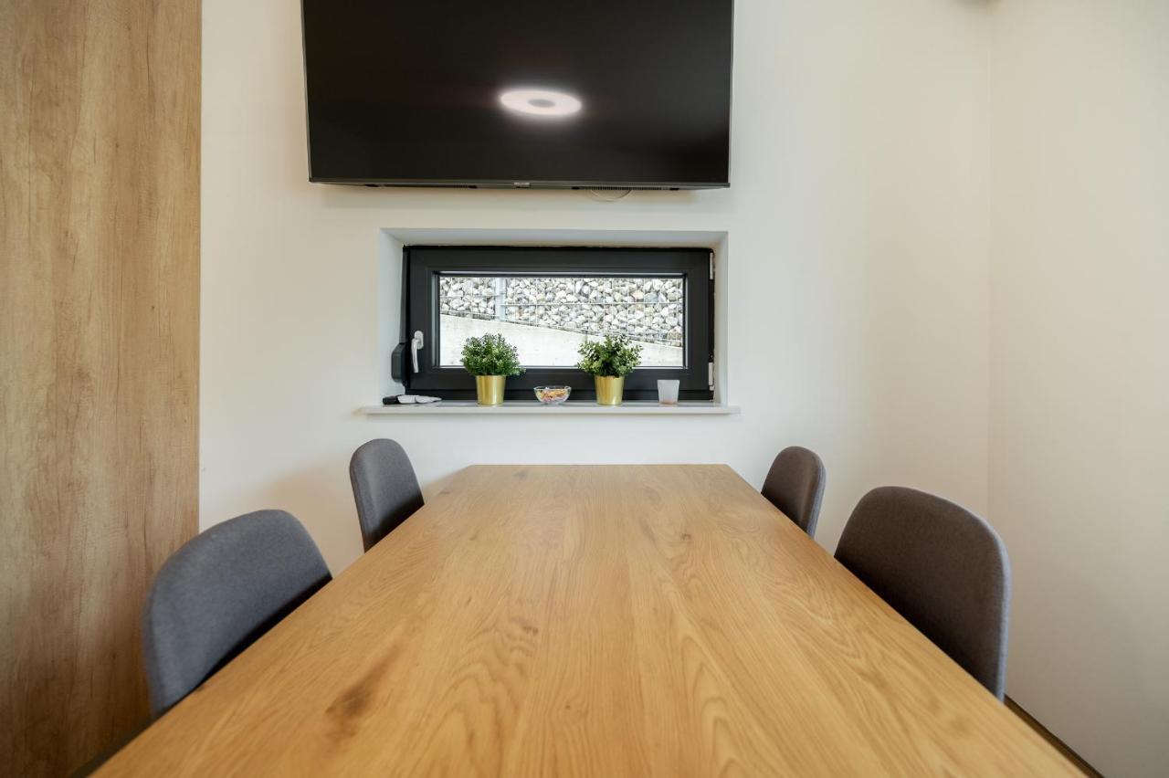 Apartments Gros Radece Екстер'єр фото