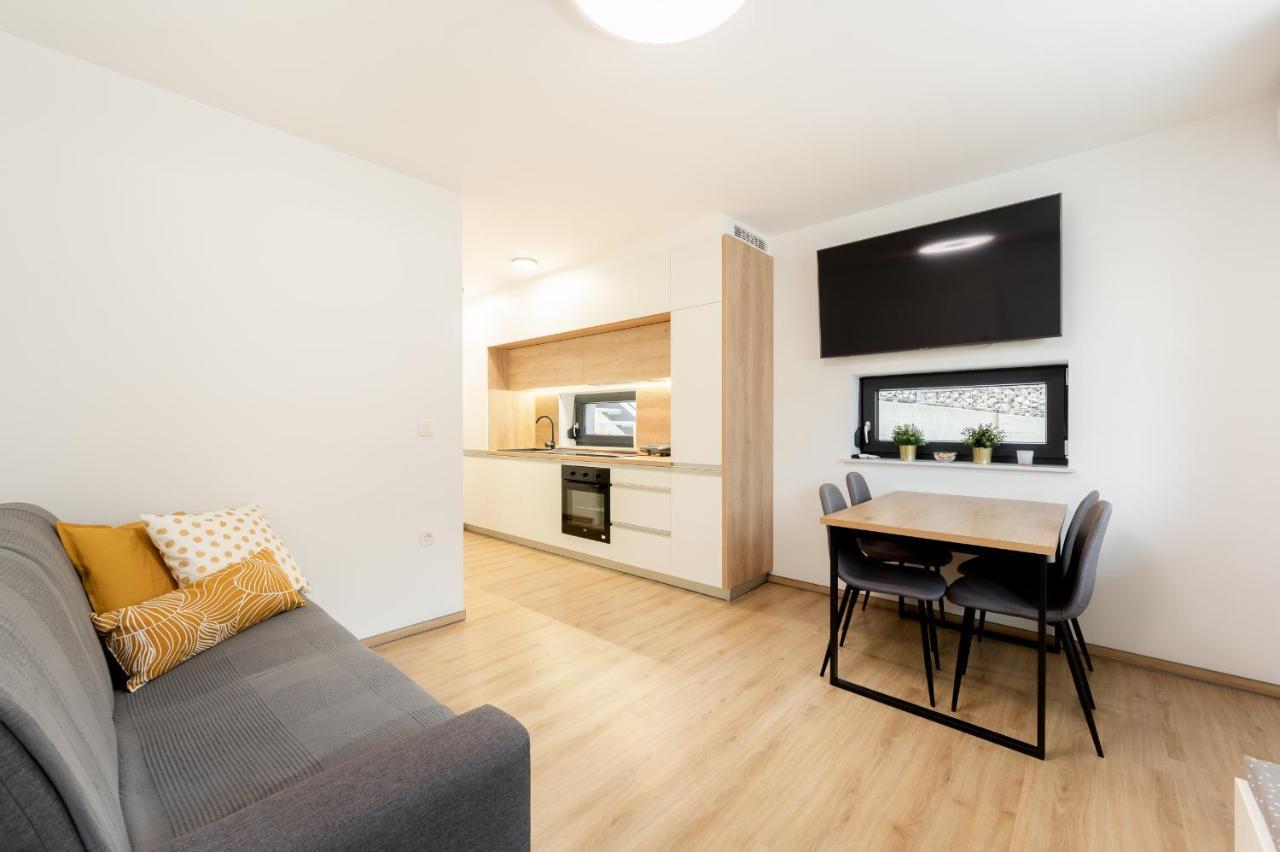 Apartments Gros Radece Екстер'єр фото